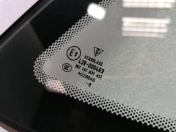 PORSCHE Porsche Cayman 987 left rear quarter glass 98754311102 door window 1/4 rear left — thumbnail 4