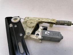 PORSCHE Porsche Cayman 981 Right Front Door Winder 99154297600 Front Right Window — thumbnail 2