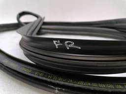 PORSCHE Porsche Cayman 981 right door seal 98153707602 door seals right — thumbnail 10