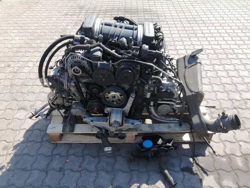 PORSCHE Porsche Cayman R 987 Engine MA121C ENGINE MA.121 BOXSTER COMPLETE MA121 MK2 LIFT
