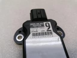 LEXUS XUS RX RX450h AL20 Sensor 89183-48020 YAW RATE — thumbnail 3