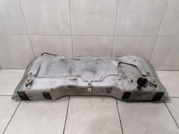 FERRARI Ferrari F355 F129c Spider Fuel Tank 165652 Fuel Tank 1999 — thumbnail 1