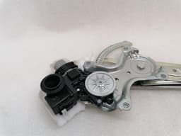 LEXUS LEXUS RX RX450h AL20 Right Front Door Winder 69801-78010 Power Window Front RE — thumbnail 5