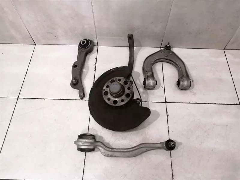 MERCEDES-BENZ Mercedes SL R230 Left Front Hub Set A2113303720 Wheel Bearing Housing Front Left Set