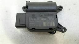 PORSCHE Porsche Boxster 987 Vent Flap Motor 997624200 Servo Motor — thumbnail 3