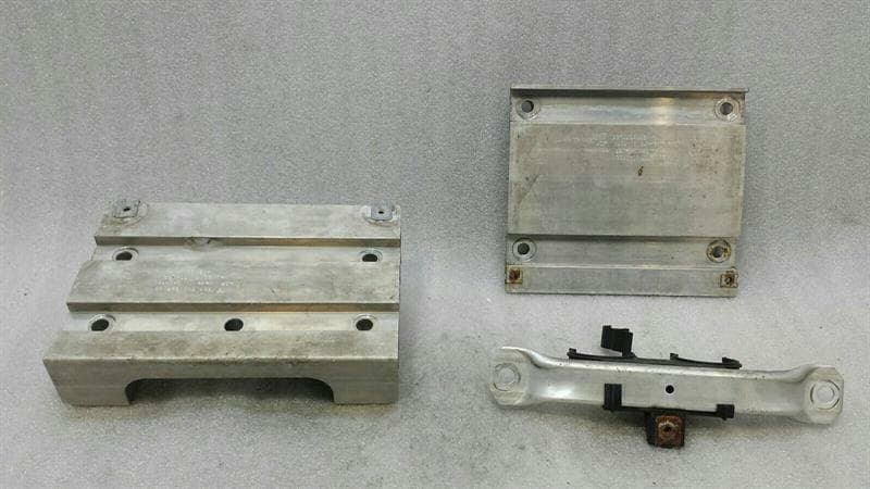 PORSCHE Porsche Boxster 981 tunnel strut bracket set 98150463300 holder carrier set
