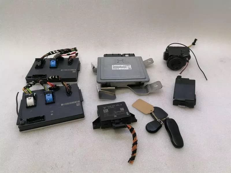 PORSCHE Porsche Boxster 981 engine ECU 99161860203 engine control unit MA123 3.4 GTS VTS