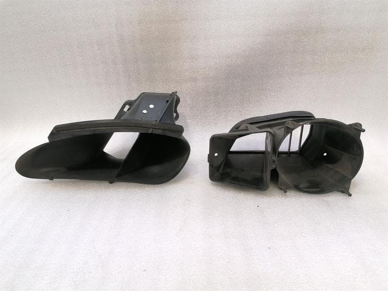 PORSCHE PORSCHE BOXSTER 981 98150465804 AIR INTAKE DUCT RIGHT SET