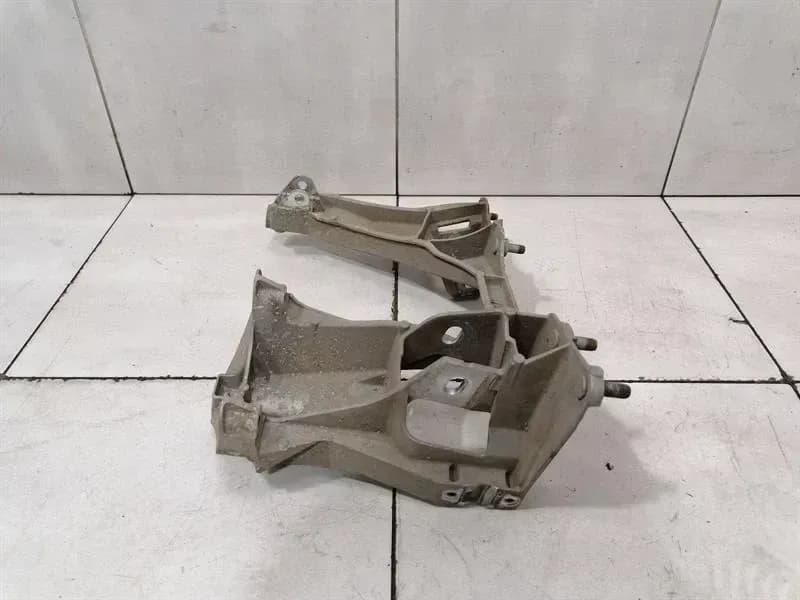 PORSCHE Porsche Cayman 981 GTS Subframe Rear 98133115105 Axle Frame Rear Axle Left