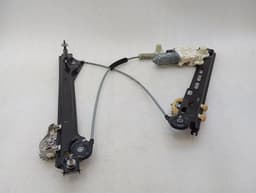 PORSCHE Porsche Cayman 981 Right Front Door Winder 99154207601 Front Right Window — thumbnail 1
