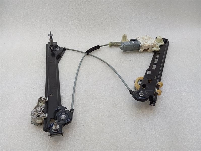 PORSCHE Porsche Cayman 981 Right Front Door Winder 99154207601 Front Right Window