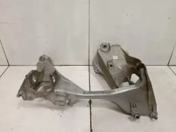 PORSCHE Porsche Cayman 981 Subframe Rear Left 98133115106 Axle Frame Rear Axle Left — thumbnail 1