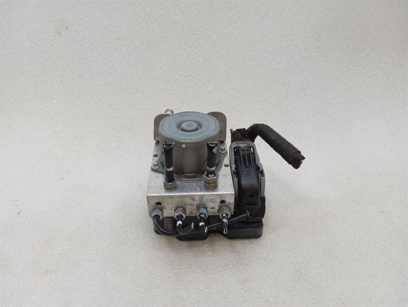 Porsche Cayman 981 A.B.S Pump 98135575502 ABS Pump HYDRAULIC BLOCK