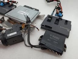 PORSCHE Porsche Cayman 981 Engine ECU 99161860203 Engine Control Unit Set 3.4 GTS PDK VTS — thumbnail 3