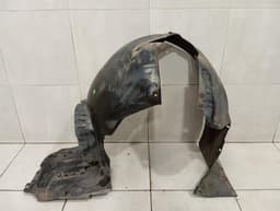 PORSCHE PORSCHE CAYMAN 981 WHEEL ARCH LINER (PLASTIC) 98150450400 WHEEL ARCH COVER — thumbnail 1