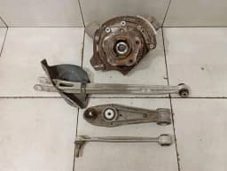 PORSCHE Porsche Cayman 981 Right Rear Hub 98133115807 Wheel Bearing Case Rear Right — thumbnail 10