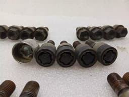 PORSCHE Porsche Cayman 987 Anti Theft Wheel Bolt Set 99136198001 WHT004676A Bolts — thumbnail 9