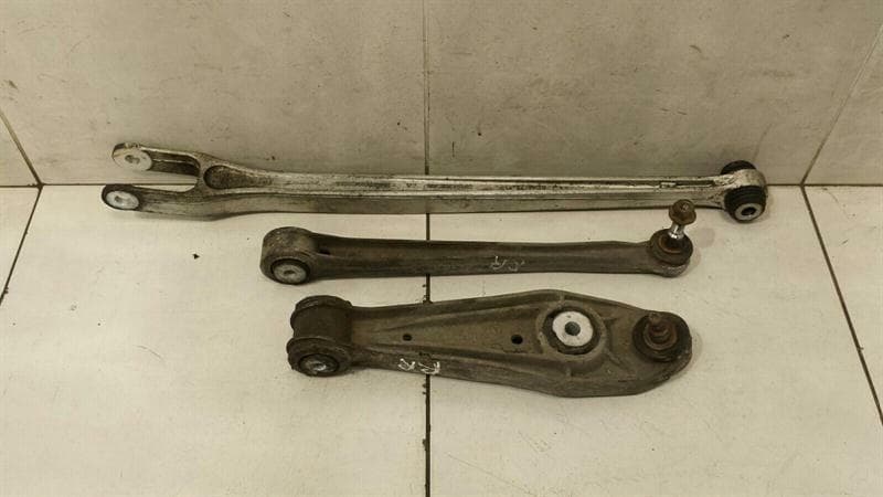 Porsche Cayman 987 right rear wishbone 98733114302 rear right wishbone set