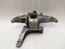 PORSCHE Porsche Cayman S 987 facelift engine mount 9A137514521 engine mount — thumbnail 1