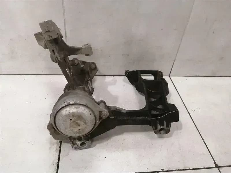 PORSCHE Porsche Boxster 987 right subframe rear 98733115204 axle frame rear axle RE