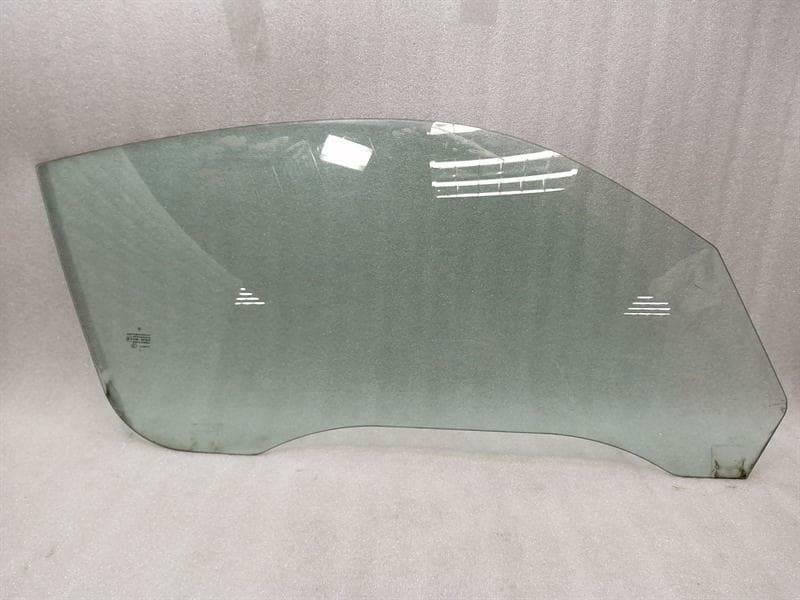 PORSCHE Porsche Cayman 987 right front door glass 98754251208 door window front right