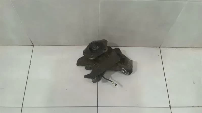 Porsche 911 996 Right Front Hub 99634195811 Wheel Bearing Housing Front Right