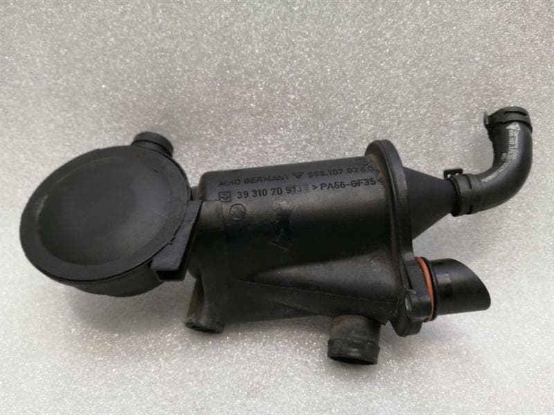 PORSCHE Porsche Boxster 987 Oil Separator Valve 99610702601 Valve Oil Separator