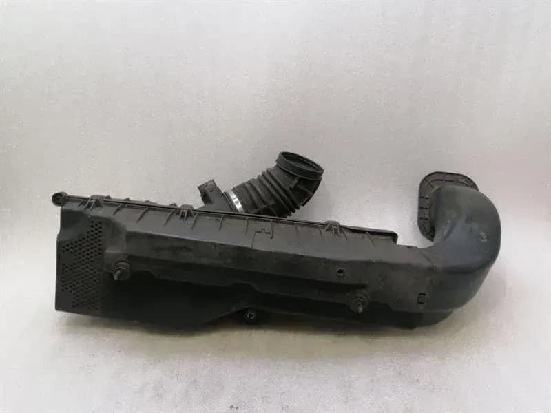 PORSCHE Porsche 911 996 Air Filter Box 99611002158 Air Filter Box