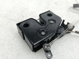 PORSCHE Porsche Boxster 987 boat lock 98751205301 tailgate lock — thumbnail 3