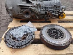 PORSCHE PORSCHE 911 996 GEARBOX G9600 GEARBOX 6 SPEED MANUAL TRANSMISSION — thumbnail 10