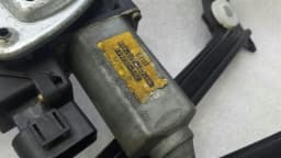 PORSCHE Porsche 911 996 Right Front Door Winder 99654207604 Window Regulator Front Right — thumbnail 8