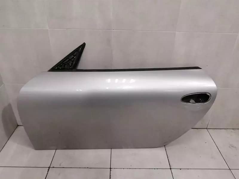 PORSCHE Porsche 911 996 left front door 99653101106 door front left