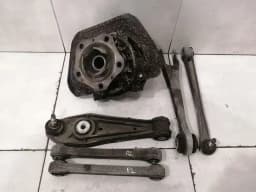 PORSCHE Porsche 911 996 Left Rear Hub Set 99633111105 Wheel Bearing Housing Rear Left Set — thumbnail 1