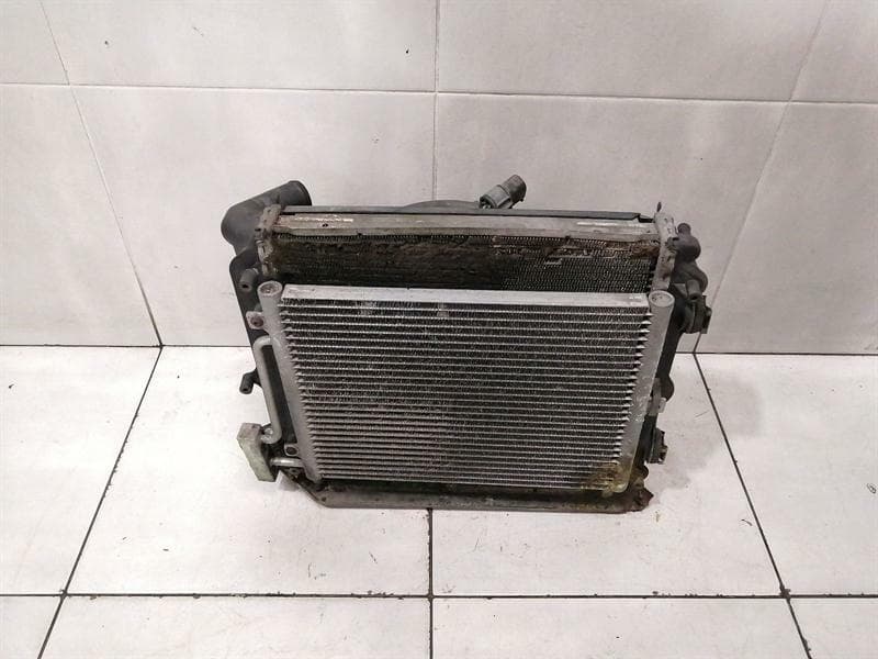 PORSCHE Porsche 911 996 Left Radiator Pack 99610613181 Radiator Package Left