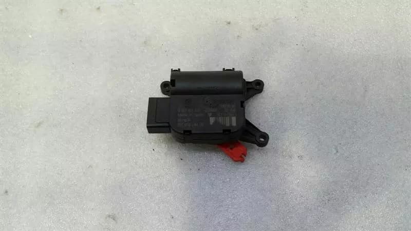 PORSCHE Porsche Boxster 987 Vent Flap Motor 997624400 Servo Motor