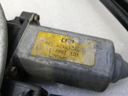 PORSCHE Porsche 911 996 Right Front Door Winder 99662410201 Window Regulator Front Right — thumbnail 2