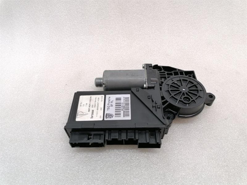 PORSCHE Porsche Boxster 987 Door Window Motor 98762410306 Power Window Motor