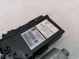 PORSCHE Porsche Boxster 987 Door Window Motor 98762410306 Power Window Motor — thumbnail 2