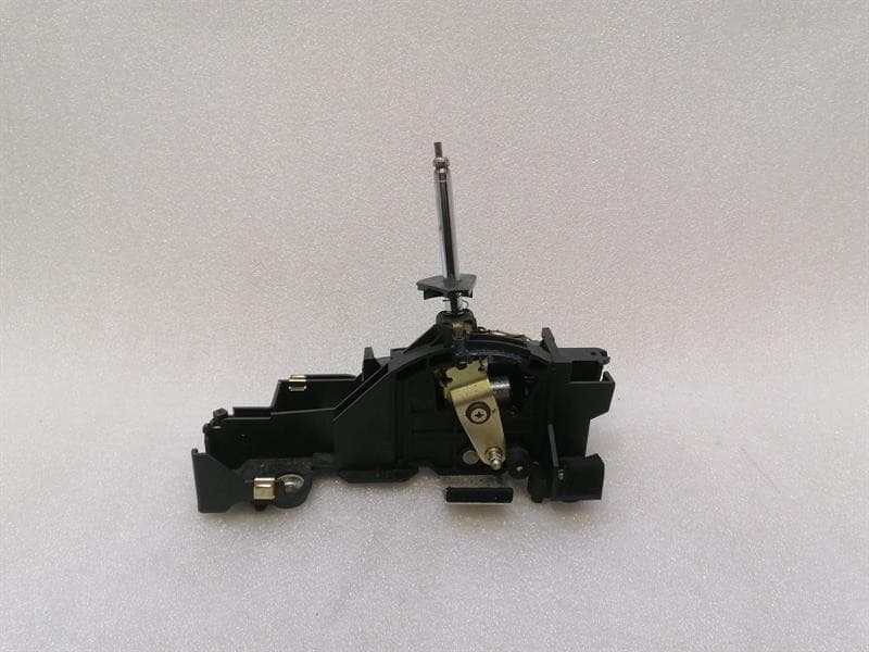 PORSCHE Porsche Boxster 986 Gear Selector 99642601109 Gear Shift Linkage Car