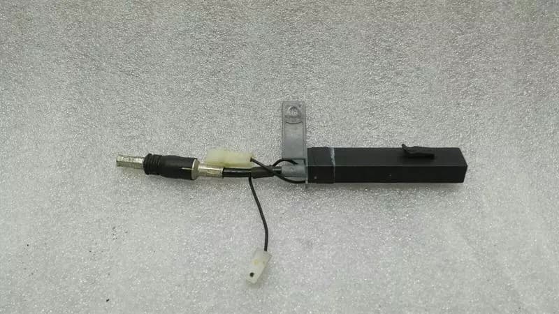 PORSCHE Porsche Boxster 986 Aerial / Antenna 98664710500 Antenna