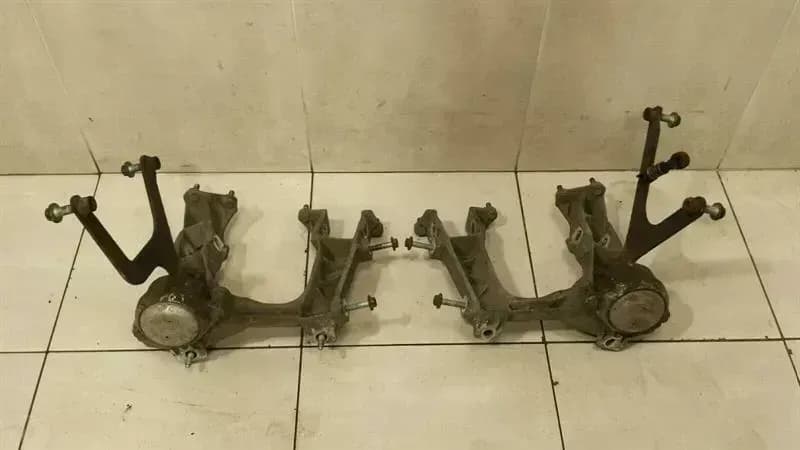 PORSCHE Porsche Boxster 986 rear subframe 9863310510A axle frame rear axle