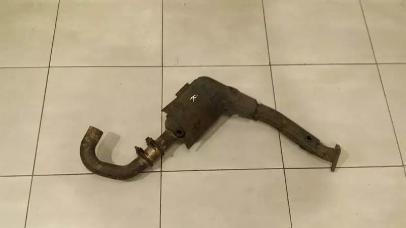 PORSCHE Porsche Boxster 986 Right Catalytic Convertor 99611302111 Catalytic Converter Right 3.2