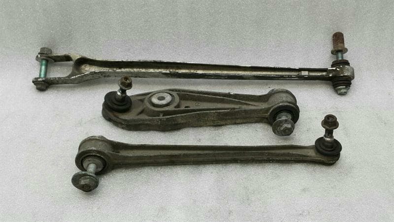 PORSCHE Porsche Boxster 986 left rear wishbone 98633104307 rear left wishbone set