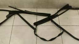 BMW BMW 3 Series E46 M3 Convertible Windshield Seal 8233415 Seal Windscreen — thumbnail 4