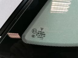 PORSCHE Porsche Cayman 987 Left Rear Quarter Glass 98754311100 Door Window 1⁄4 Rear Left — thumbnail 6