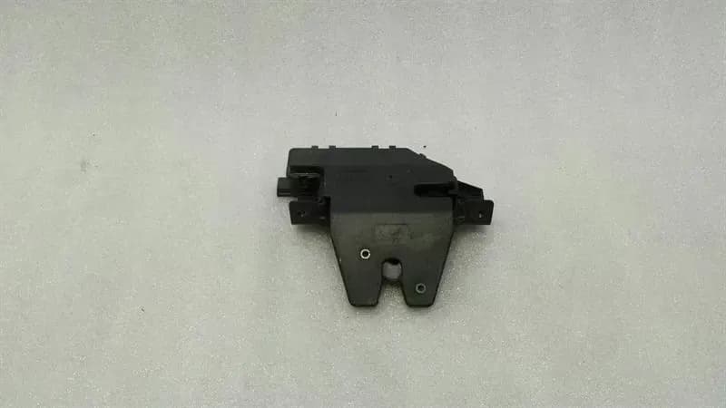 BMW 3 Series E46 Boot Lock 8196401 Tailgate Lock