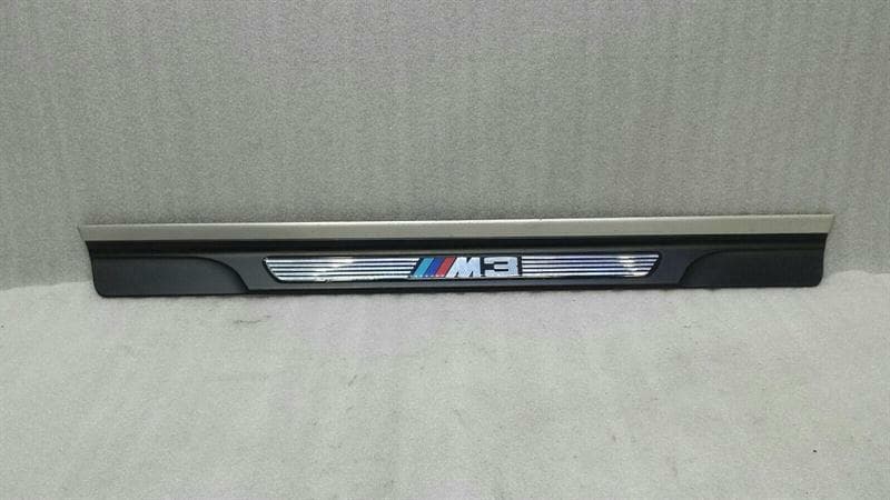 BMW BMW 3 Series E46 Left Door Sill 8204113 Entry Strips Set