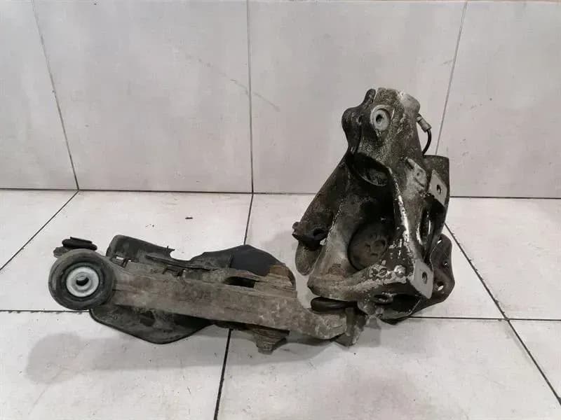 Porsche Cayman 987 Right Front Hub 99734165805 Wheel Bearing Case Front Right