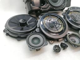 PORSCHE Porsche Macan 95B Bose speaker set 95B035481B speakers Bose set — thumbnail 4