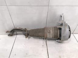 PORSCHE Porsche Macan 95B shock absorber front 95B616039A shock absorber front right re — thumbnail 7